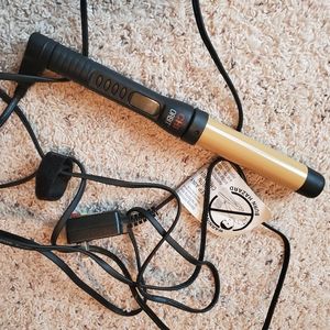 CHI  Curling wand